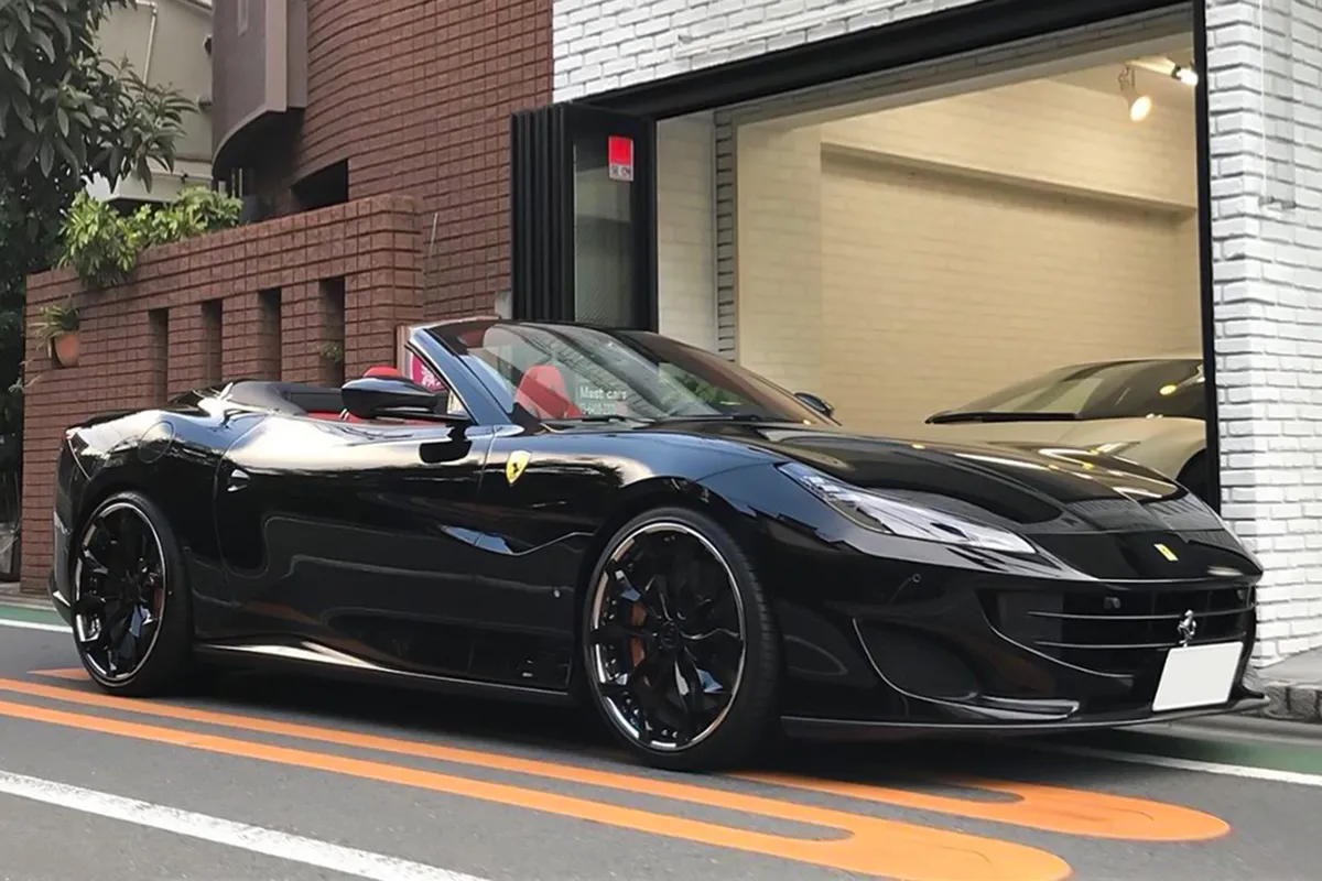 Ferrari Ferrari Portofino on Forgiato F2.16 wheels