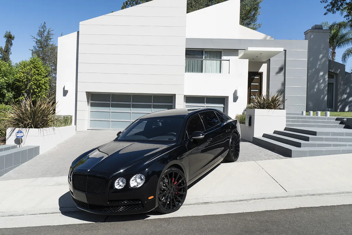 Bentley Flying Spur on Forgiato F2.15-M wheels