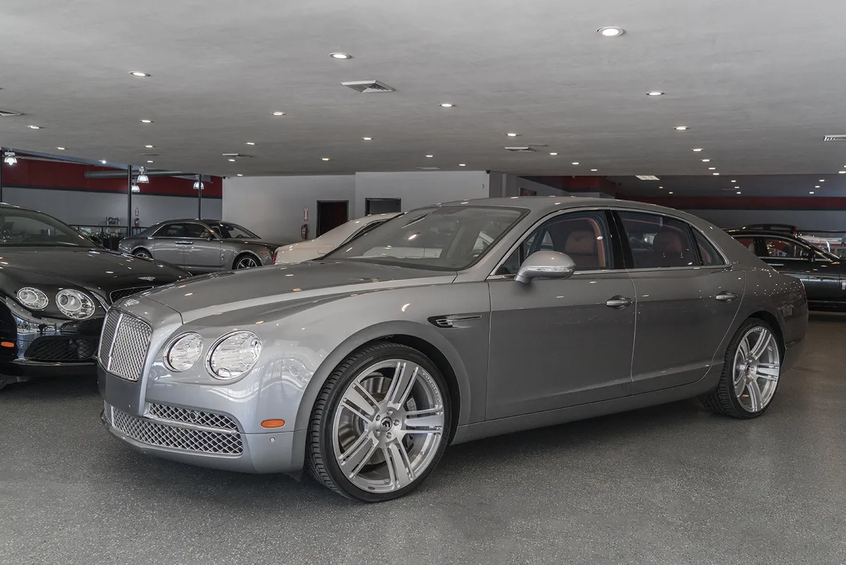 Bentley Flying Spur on Forgiato Piegato-M wheels