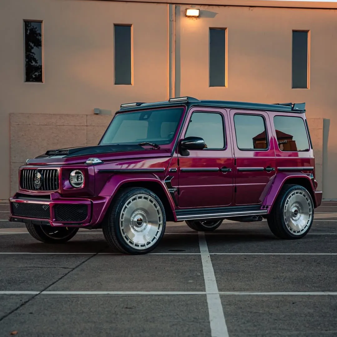Mercedes-Benz G Wagon on Forgiato Carboni-M wheels