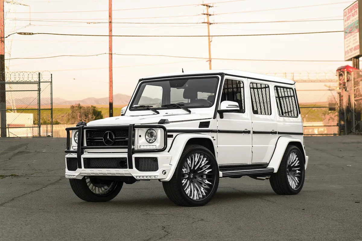 Mercedes-Benz G Wagon on Forgiato Cravatta-ECL wheels