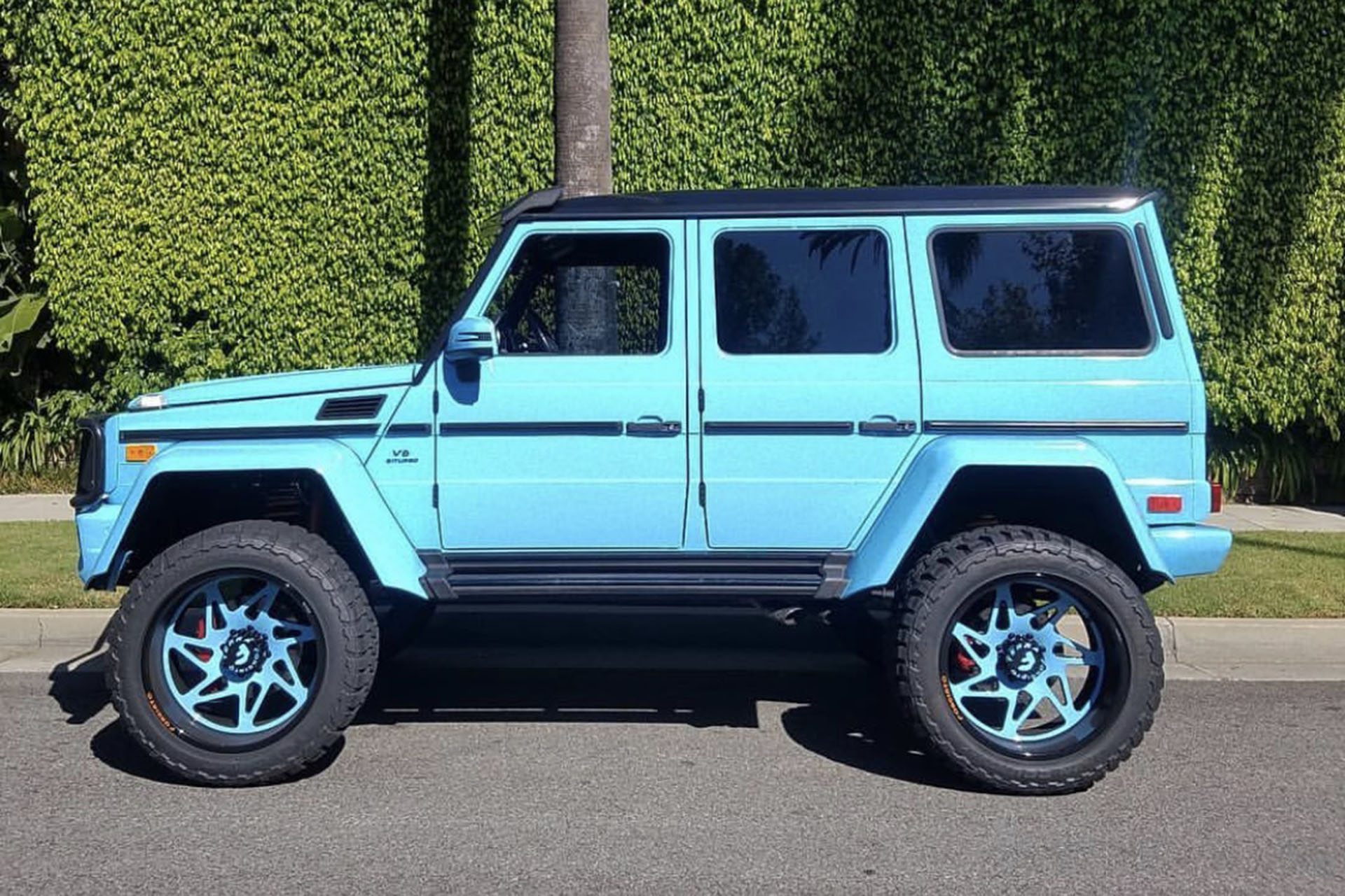 G Wagon on Finestro-T