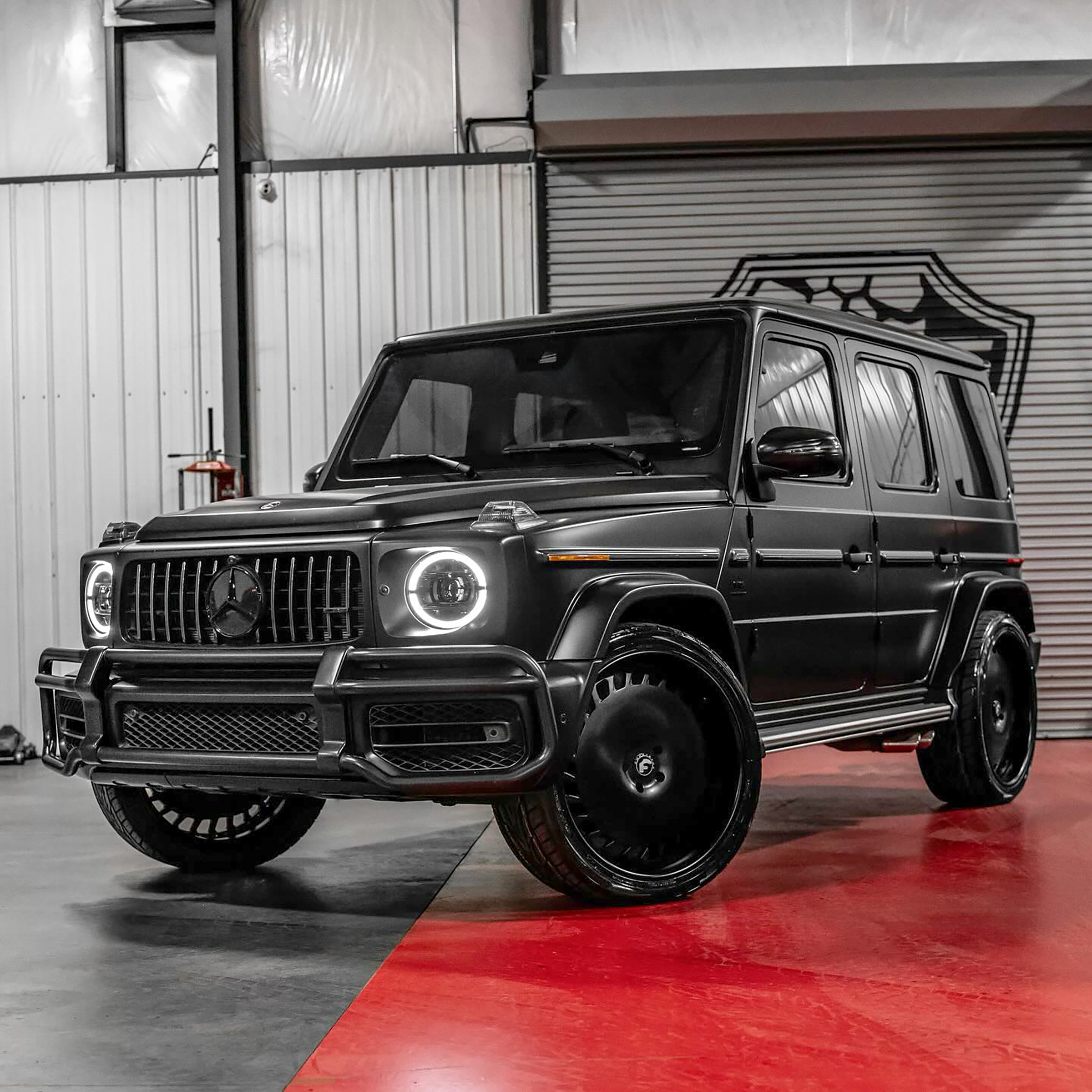 G Wagon on Niente