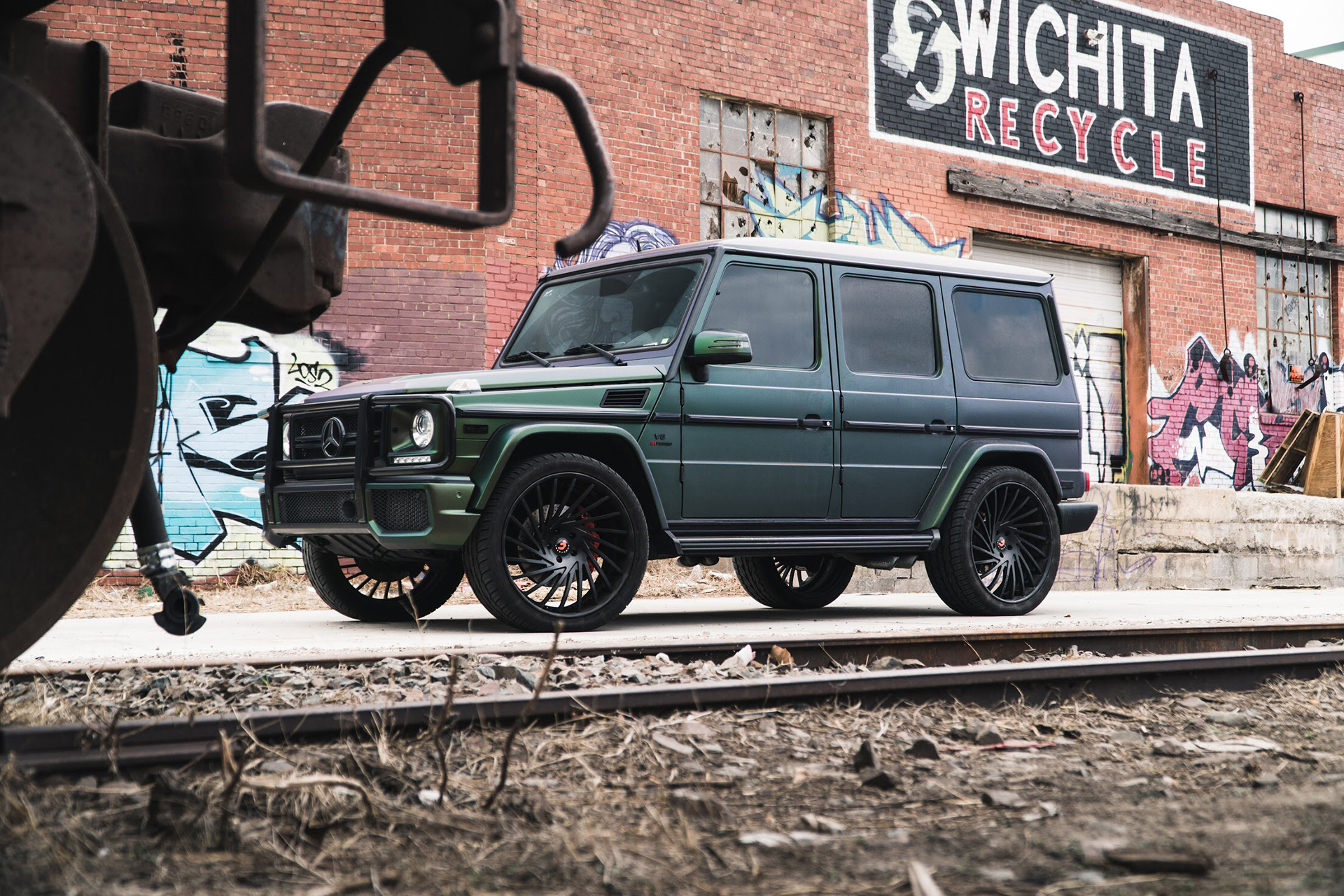 G Wagon on Ventoso-ECL