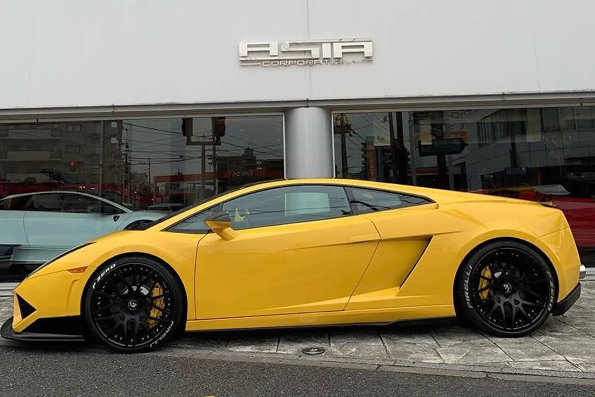Lamborghini Gallardo on Forgiato Maglia-ECL wheels