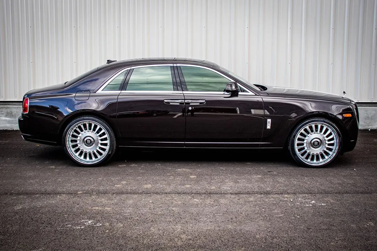 Rolls-Royce Ghost on Forgiato Calibro wheels