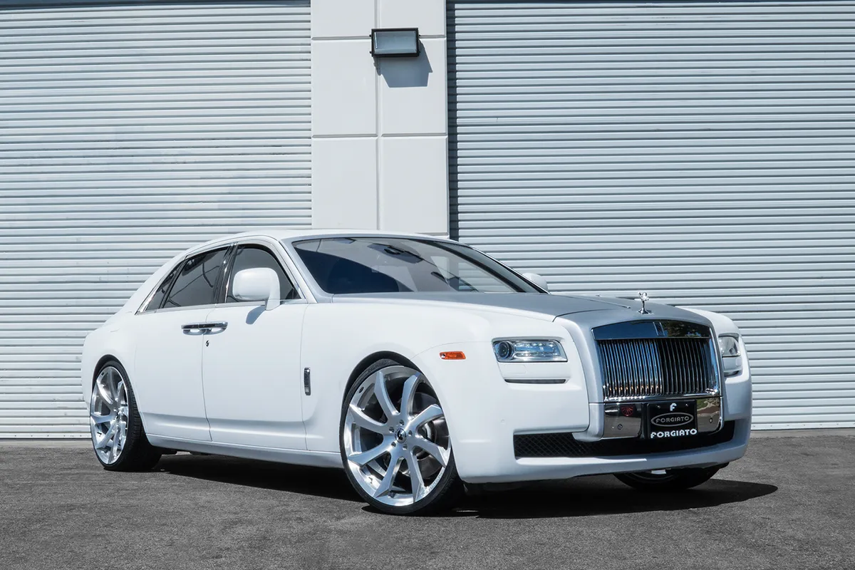 Rolls-Royce Ghost on Forgiato Fondare-M wheels