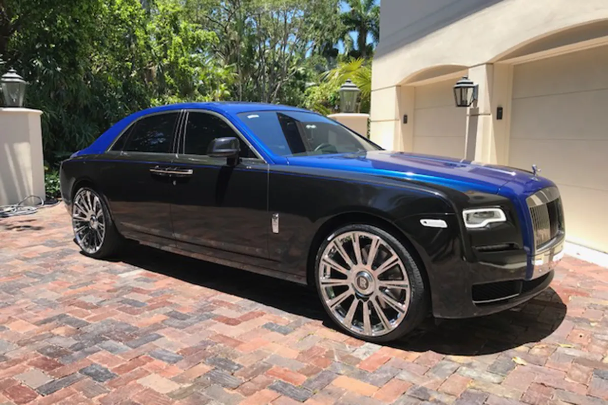 Rolls-Royce Ghost on Forgiato Lavorato-M wheels