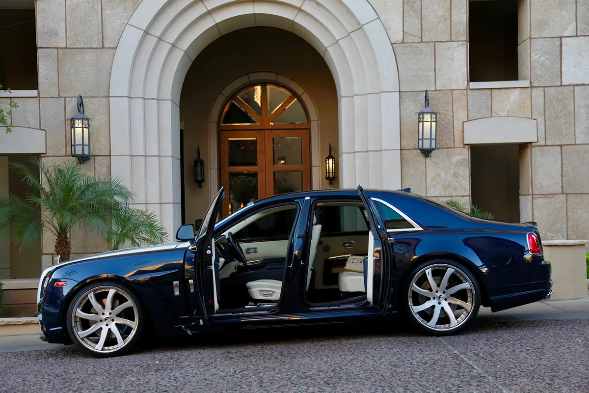 Rolls-Royce Ghost on Forgiato Quattresimo wheels