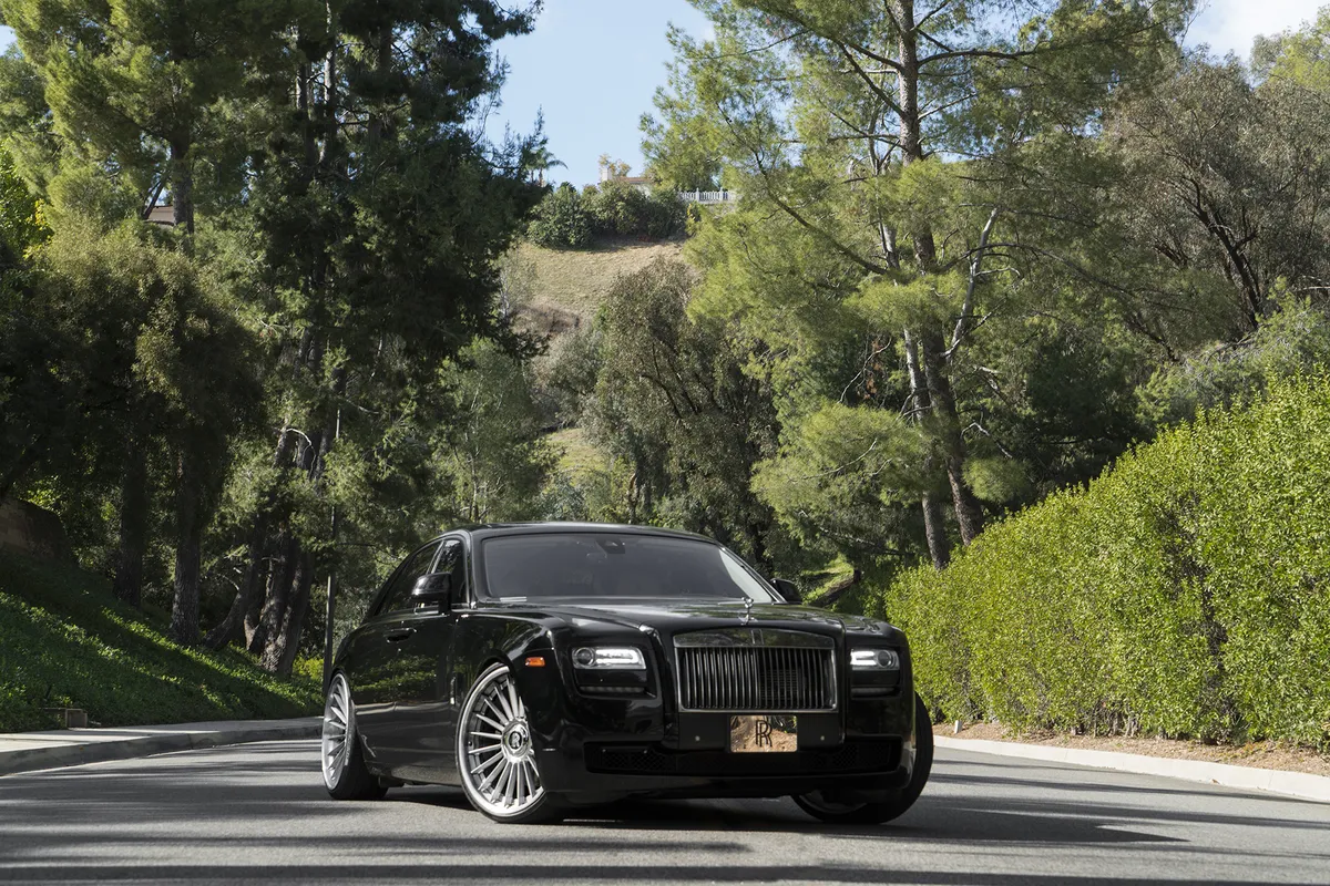 Rolls-Royce Ghost on Forgiato Tec 3.1 wheels