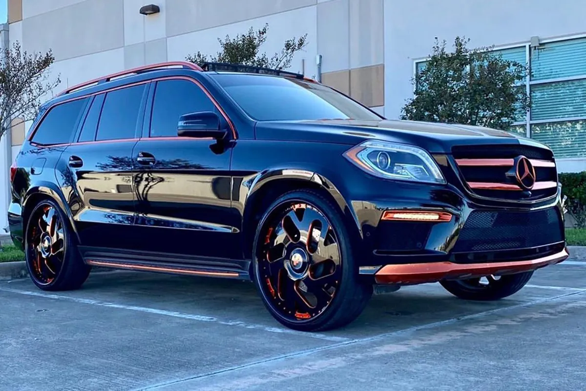 Mercedes-Benz GLS on Forgiato Indierto B wheels