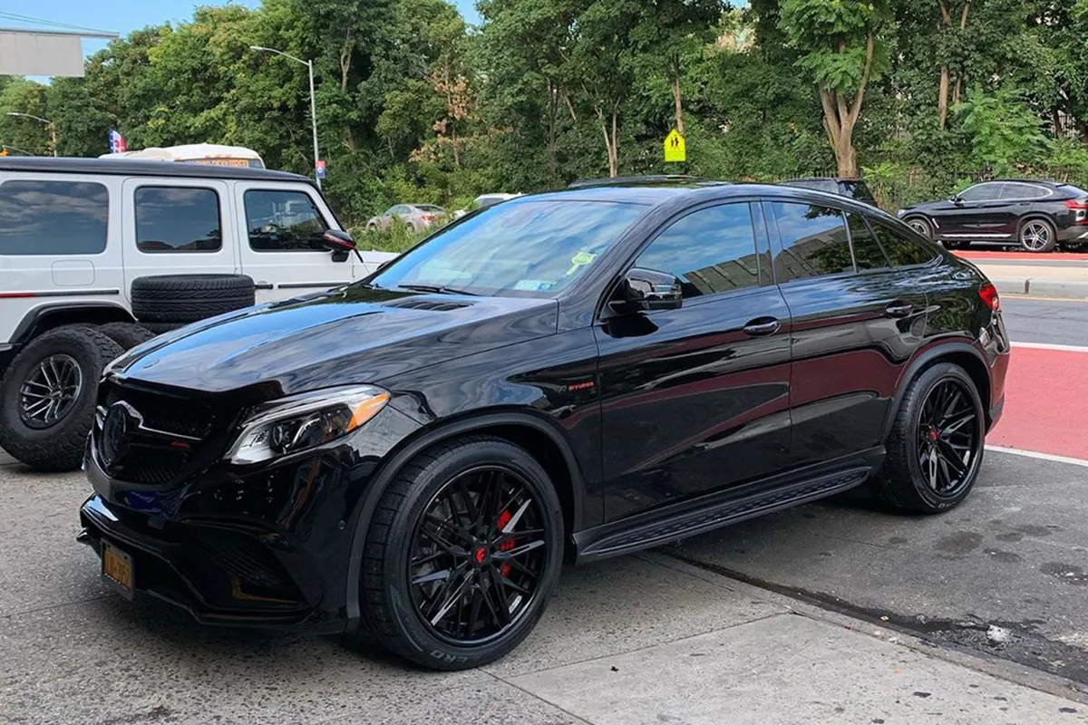Mercedes-Benz GLS on Forgiato Tec 3.14 wheels