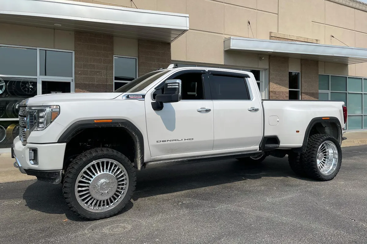 GMC GMC on Forgiato Cablata-D wheels