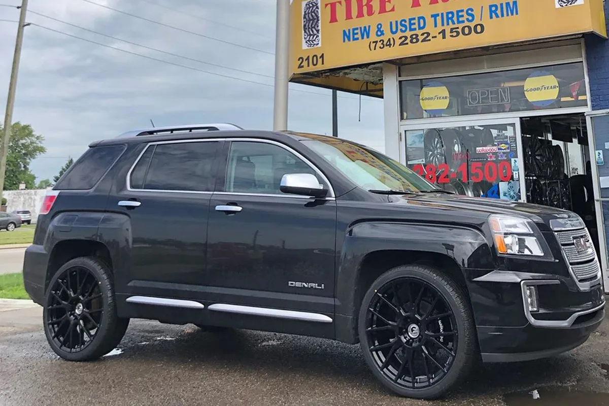 GMC GMC on Forgiato Flow 001 wheels