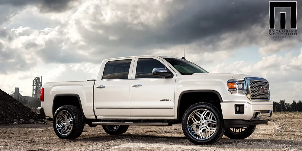 GMC GMC on Forgiato Quadrato-FF wheels