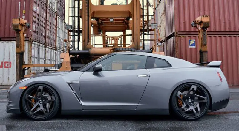 Nissan GTR on Forgiato F2.11 wheels