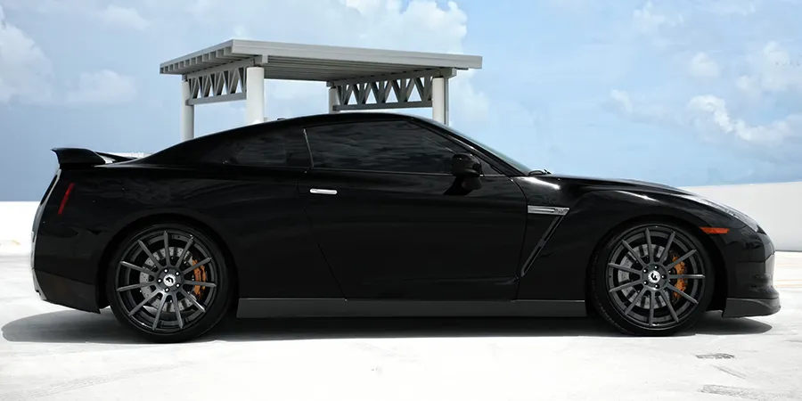 Nissan GTR on Forgiato Undice-ECL wheels