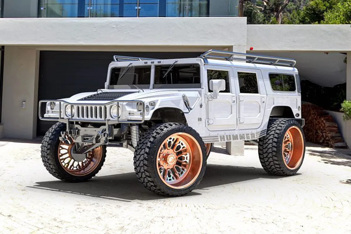 GMC Hummer H1 on Forgiato Txc104 wheels
