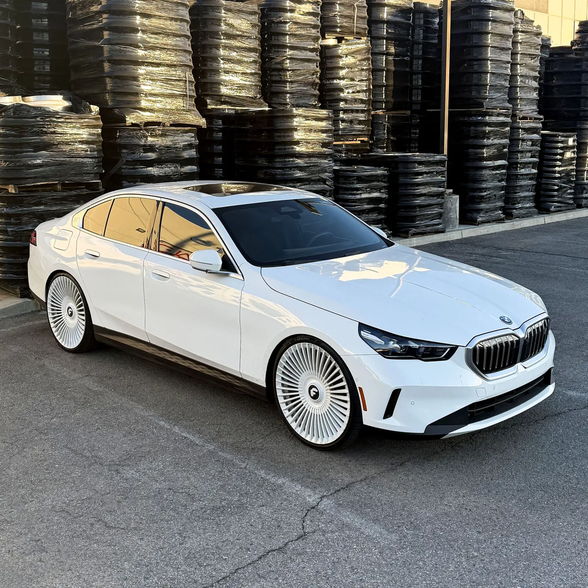 BMW I5 on Forgiato Trimestre-M wheels