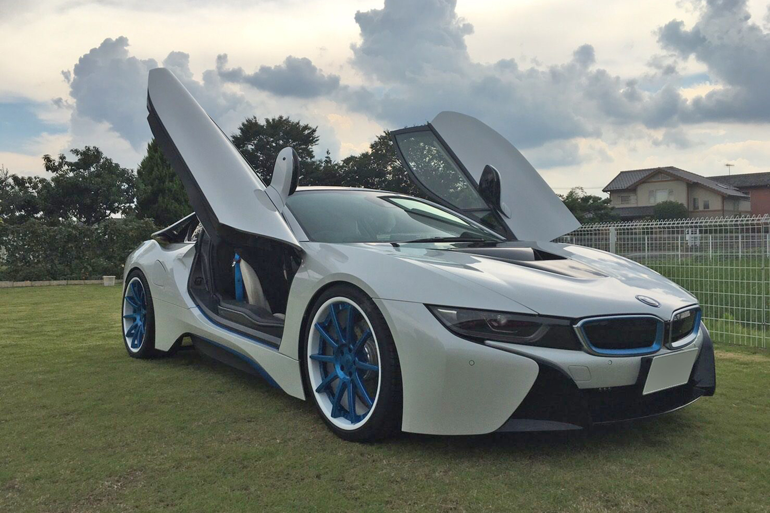I8 on S206