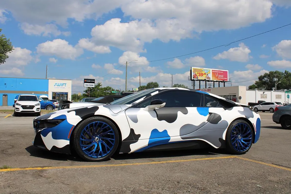 BMW I8 on Forgiato Sincro-ECL wheels