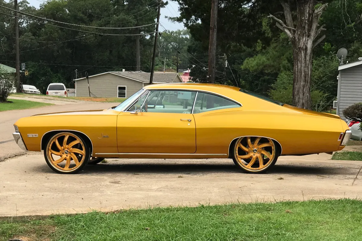 Chevrolet Impala on Forgiato Azioni wheels