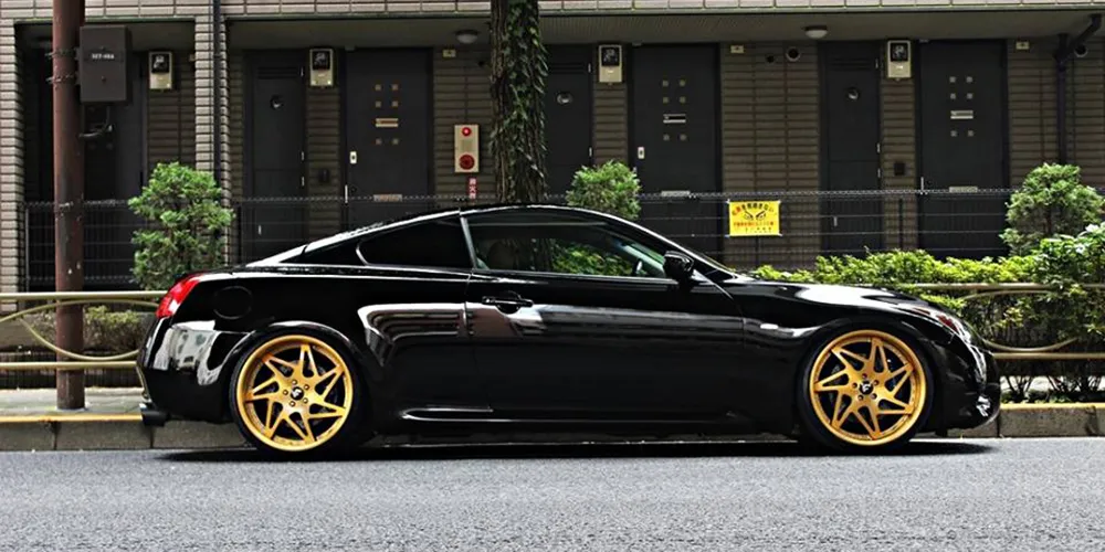 Infiniti Infiniti G37 on Forgiato Finestro wheels