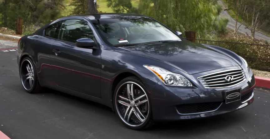 Infiniti Infiniti G37 on Forgiato Vizzo wheels