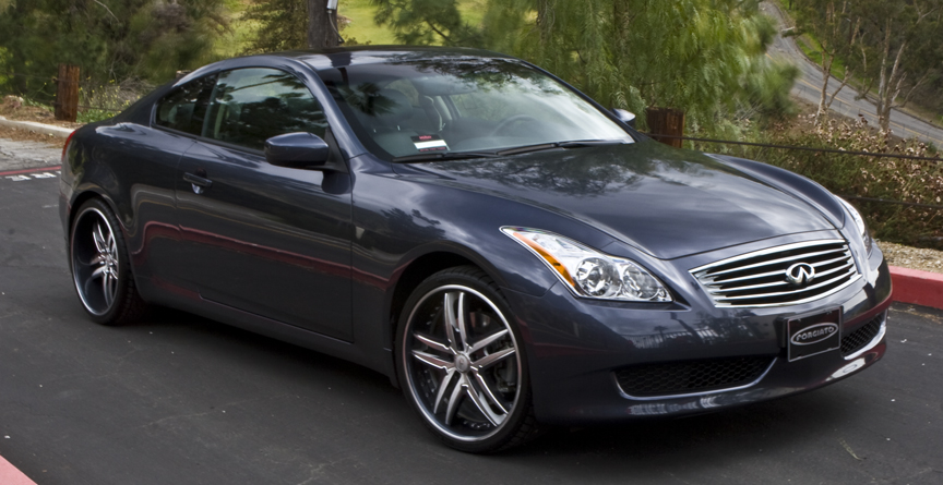Infiniti G37 on Vizzo
