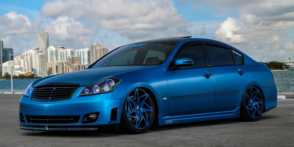 Infiniti Infiniti M56 on Forgiato Finestro-M wheels