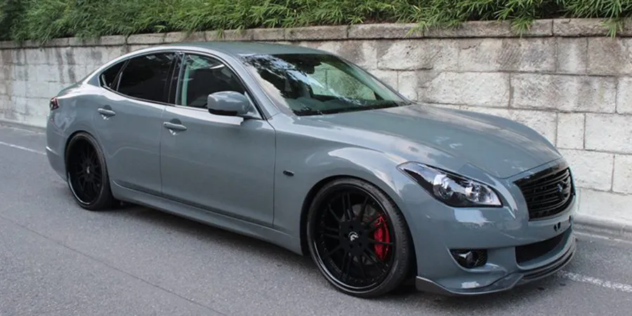 Infiniti Infiniti M56 on Forgiato Piuma wheels