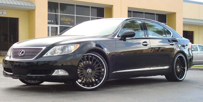 Lexus LS on Forgiato Andata wheels