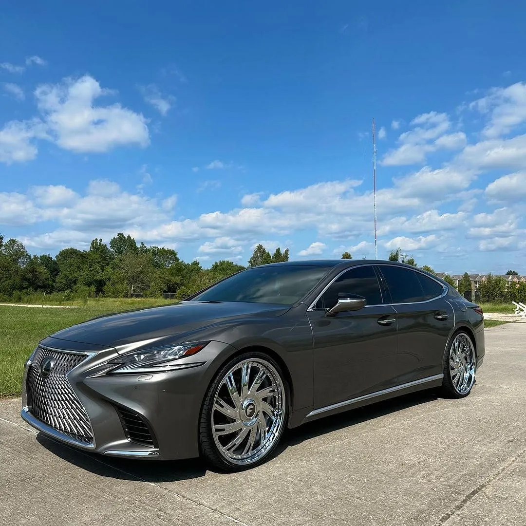 Lexus LS on Forgiato C2C wheels