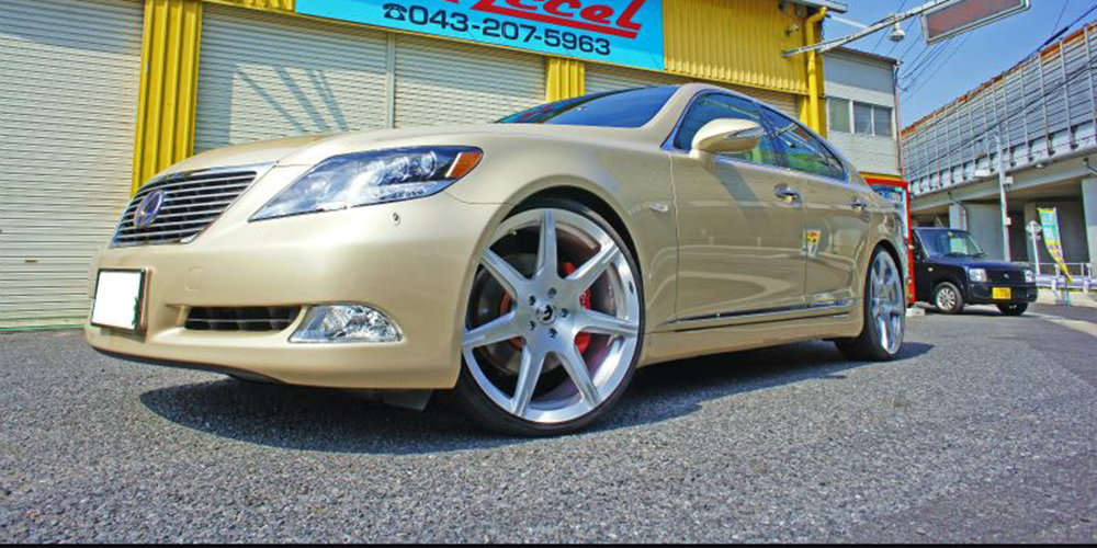 Lexus LS on Forgiato F2.06-M wheels