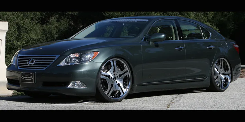 Lexus LS on Forgiato FIA wheels