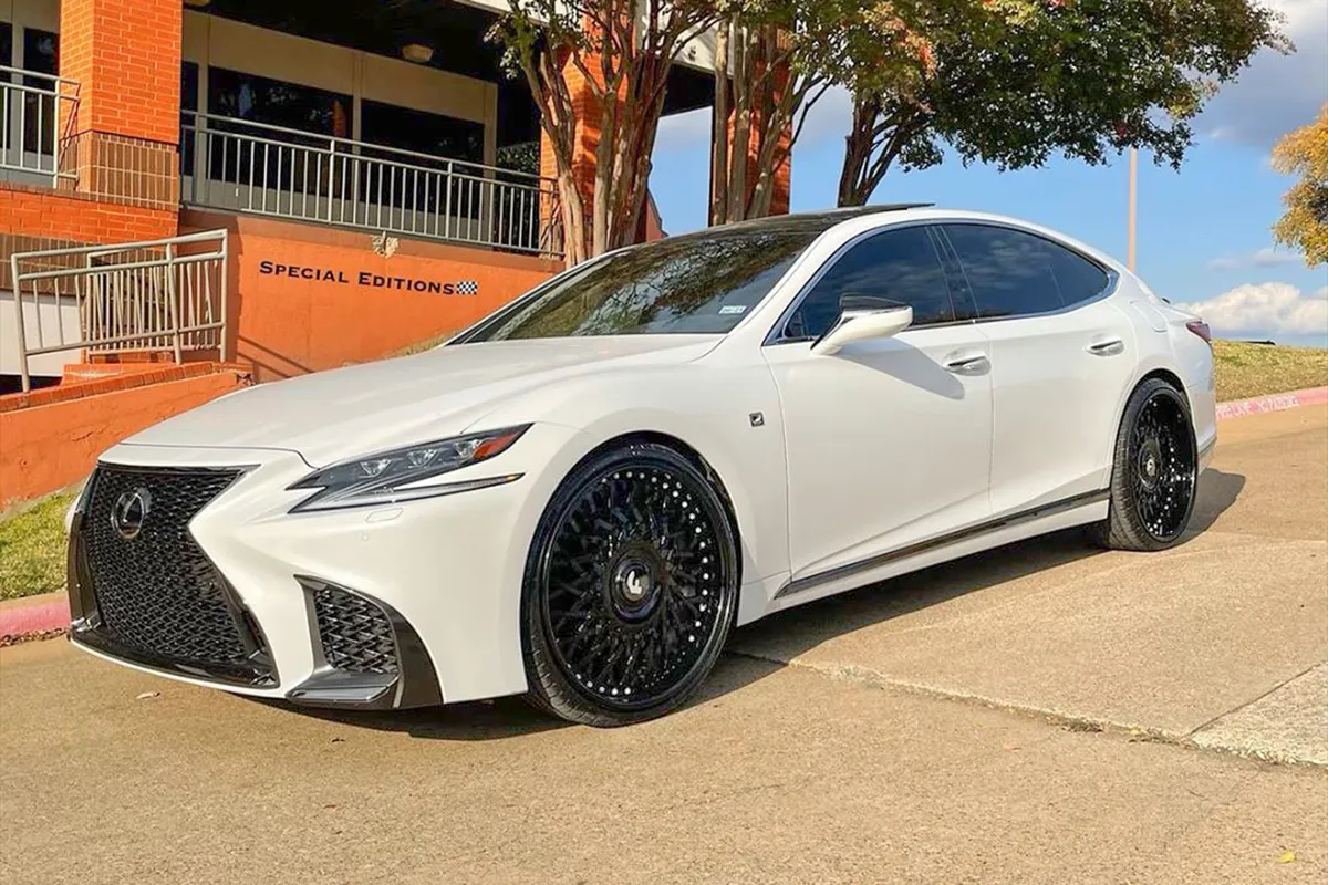 Lexus LS on Forgiato Tessutto wheels