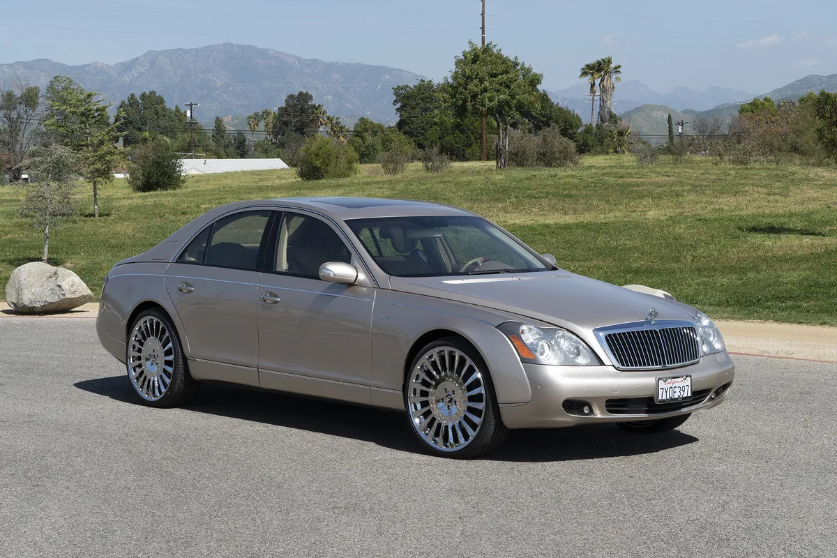 Mercedes-Benz Maybach on Forgiato Calibro-M wheels