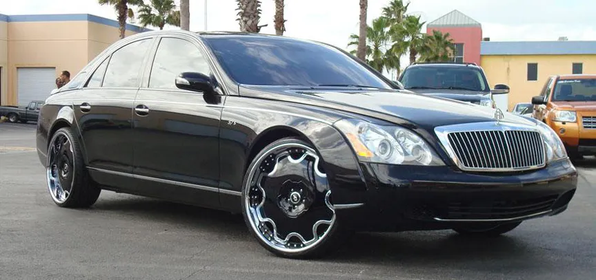 Mercedes-Benz Maybach on Forgiato Fiore wheels