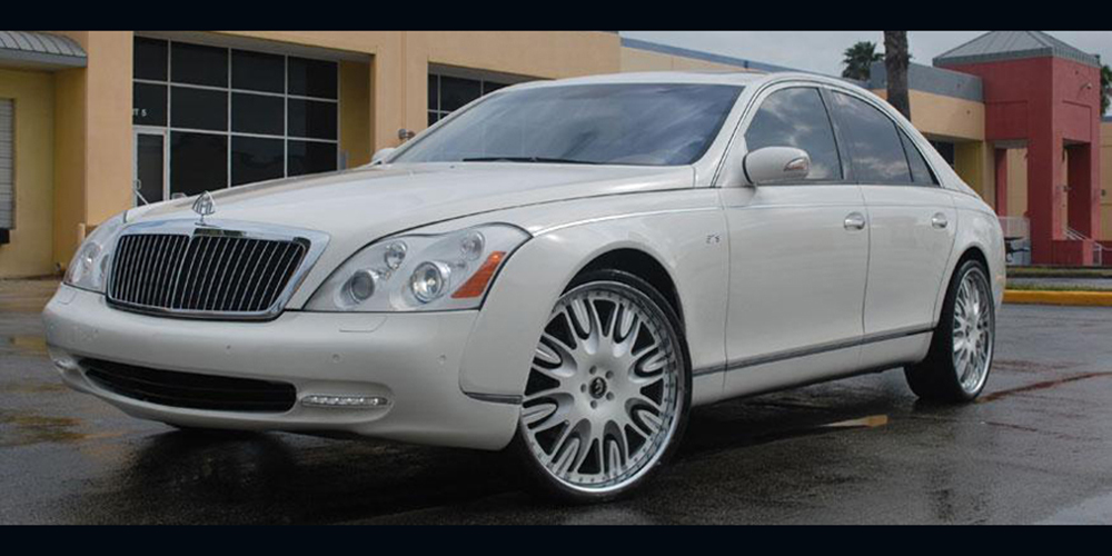 Maybach on Ovale