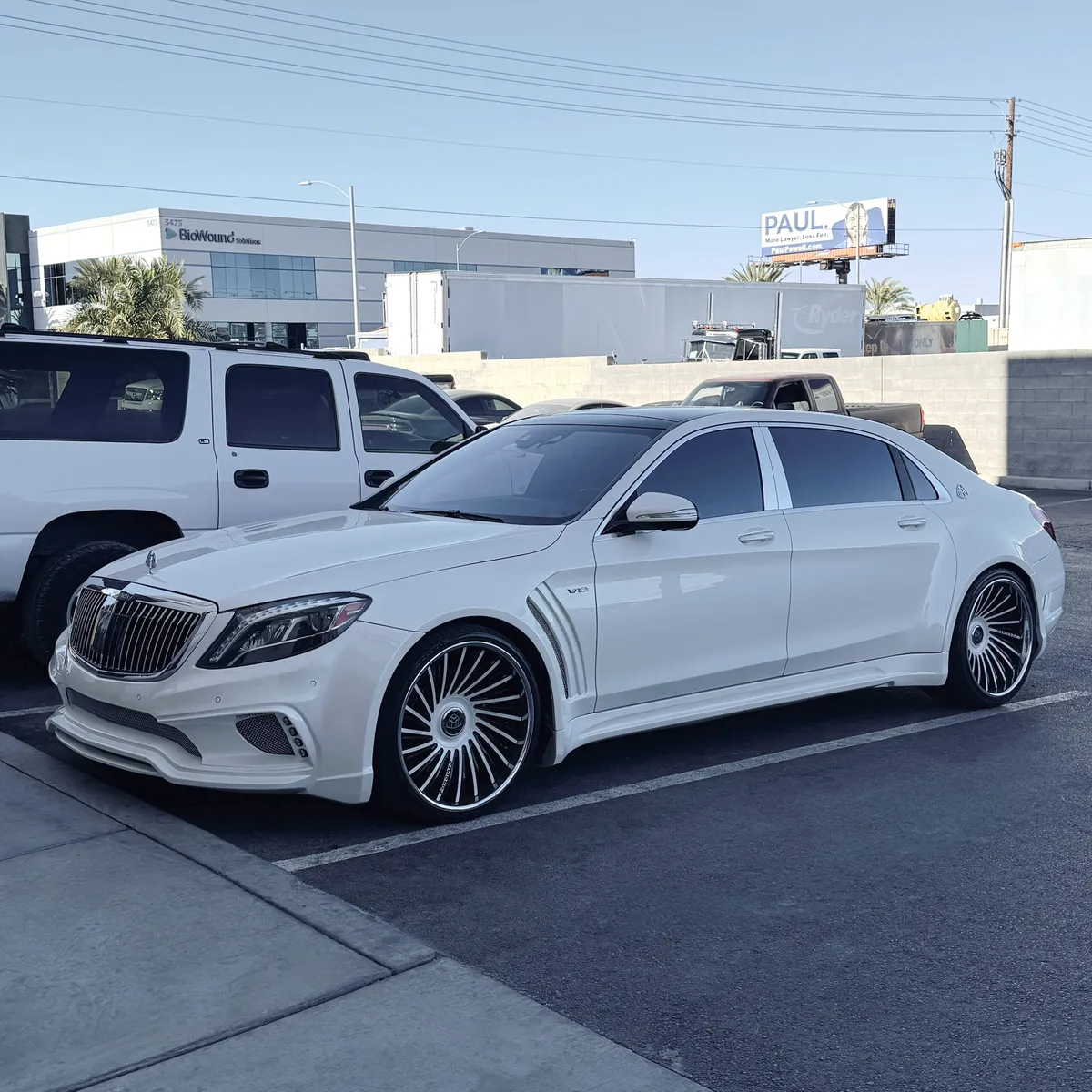 Mercedes-Benz Maybach on Forgiato Rapidoso wheels