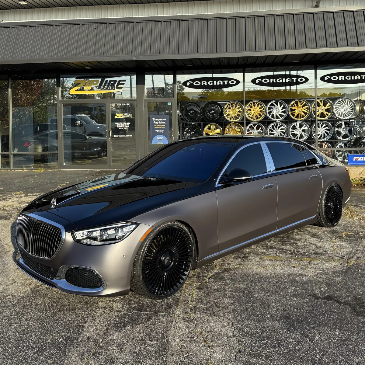 Mercedes-Benz Maybach on Forgiato Trimestre-M wheels