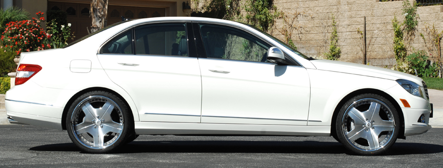 Mercedes C Class on Alneato