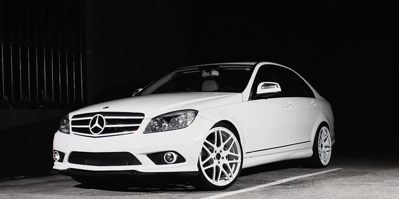 Mercedes C Class on Pinzette-M