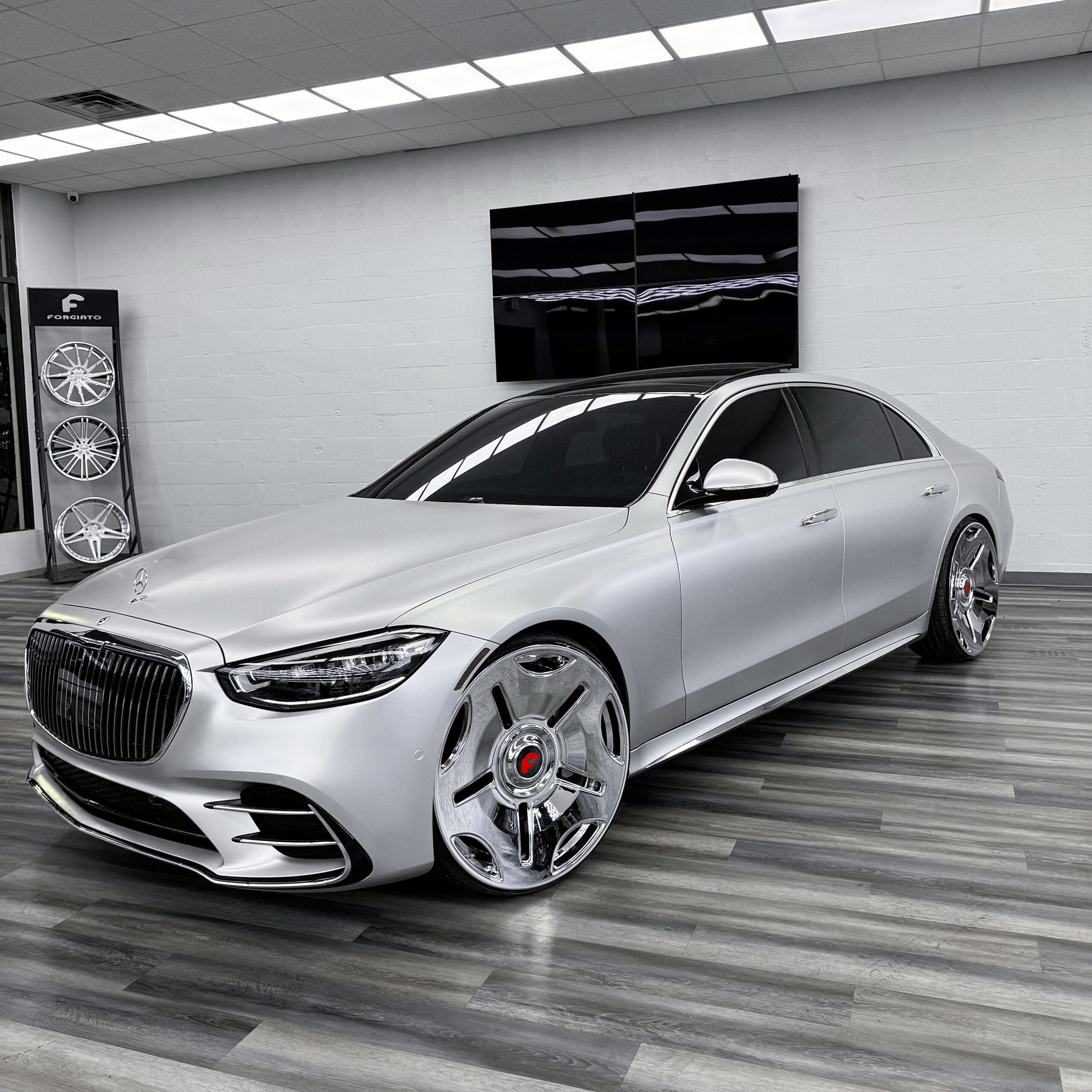 Mercedes S Class on K