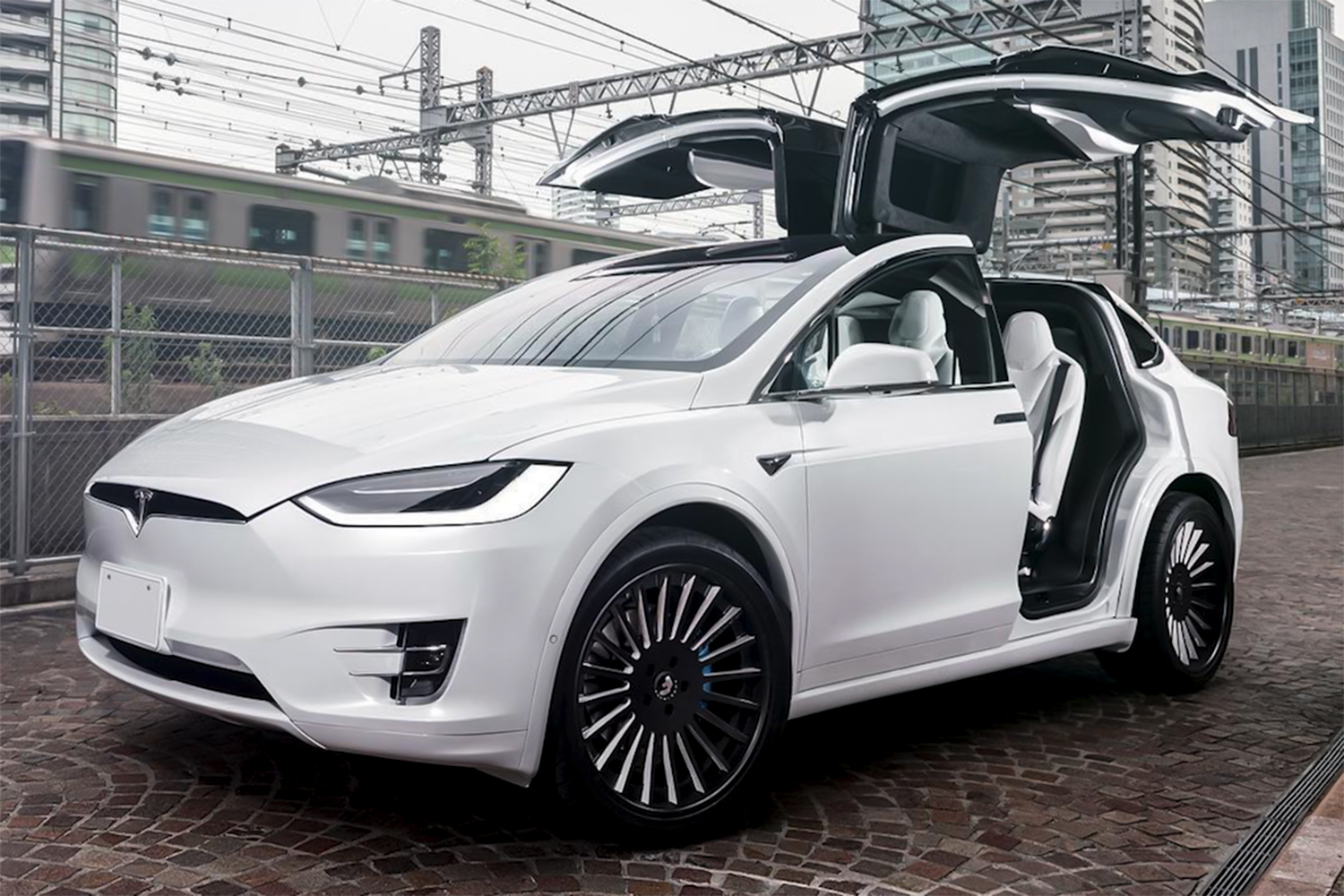 Model X on Disegno
