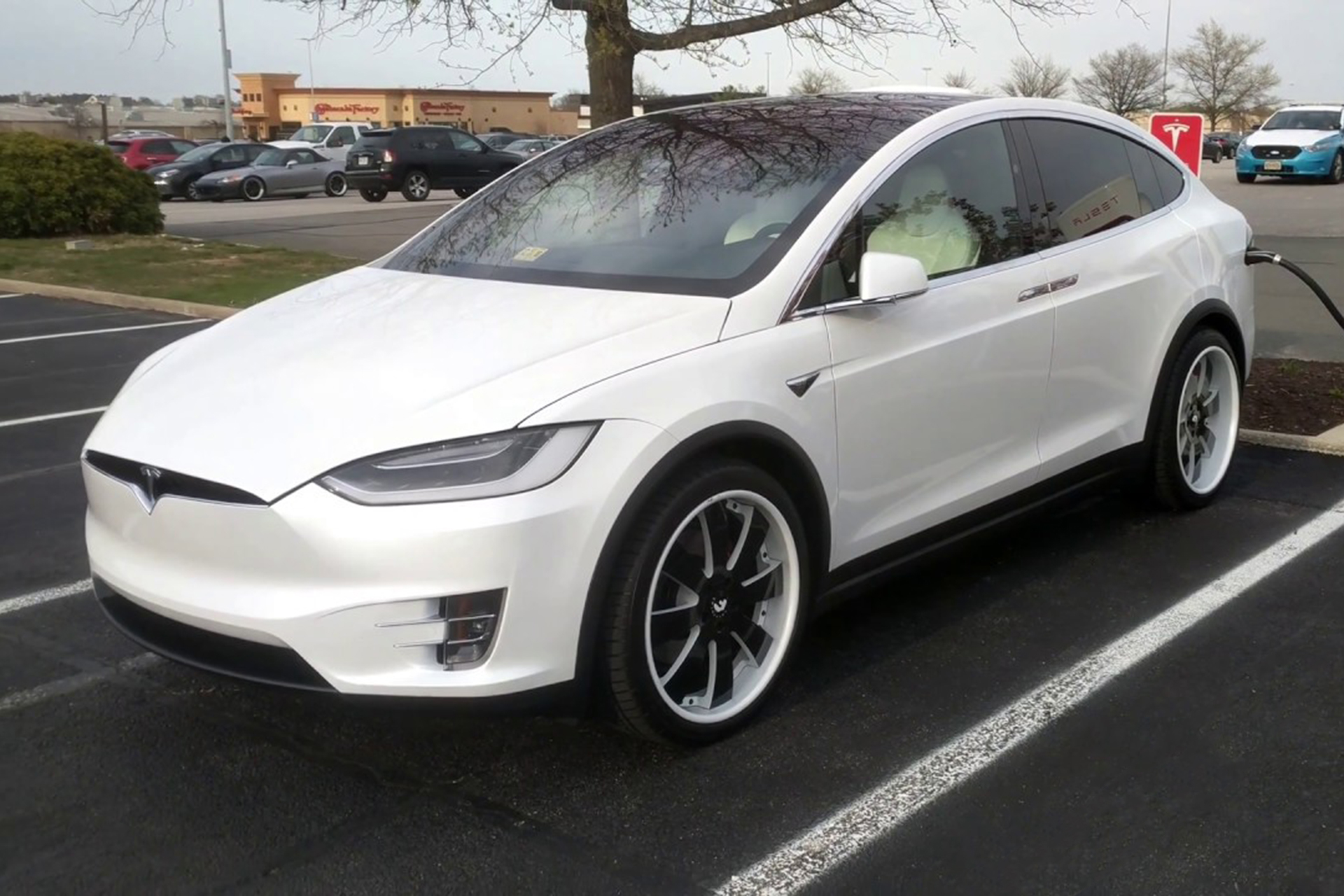 Model X on Otto