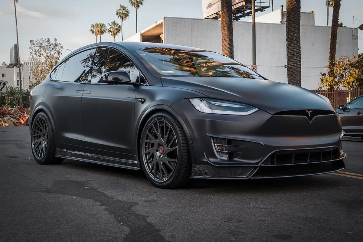 Tesla Model X on Forgiato Tec 2.5 wheels