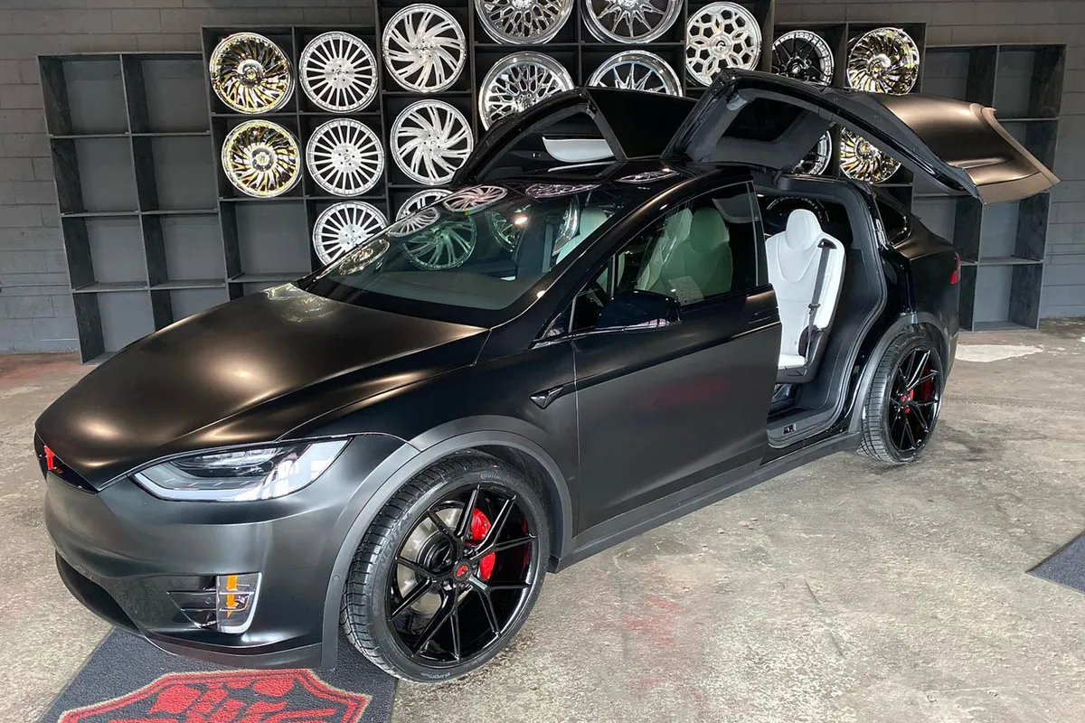 Tesla Model X on Forgiato Tec S2 wheels