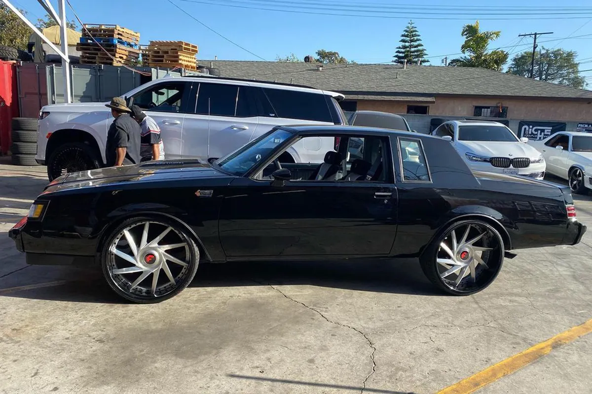 Chevrolet Monte Carlo on Forgiato Troppo-B wheels