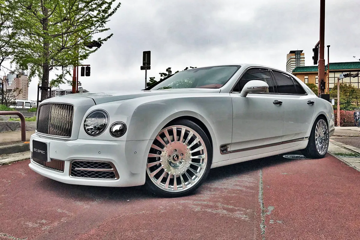 Bentley Mulsanne on Forgiato Calibro-M wheels